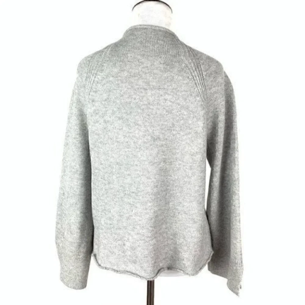 Ann Taylor loft sweater sz SP Gray raw wool blend